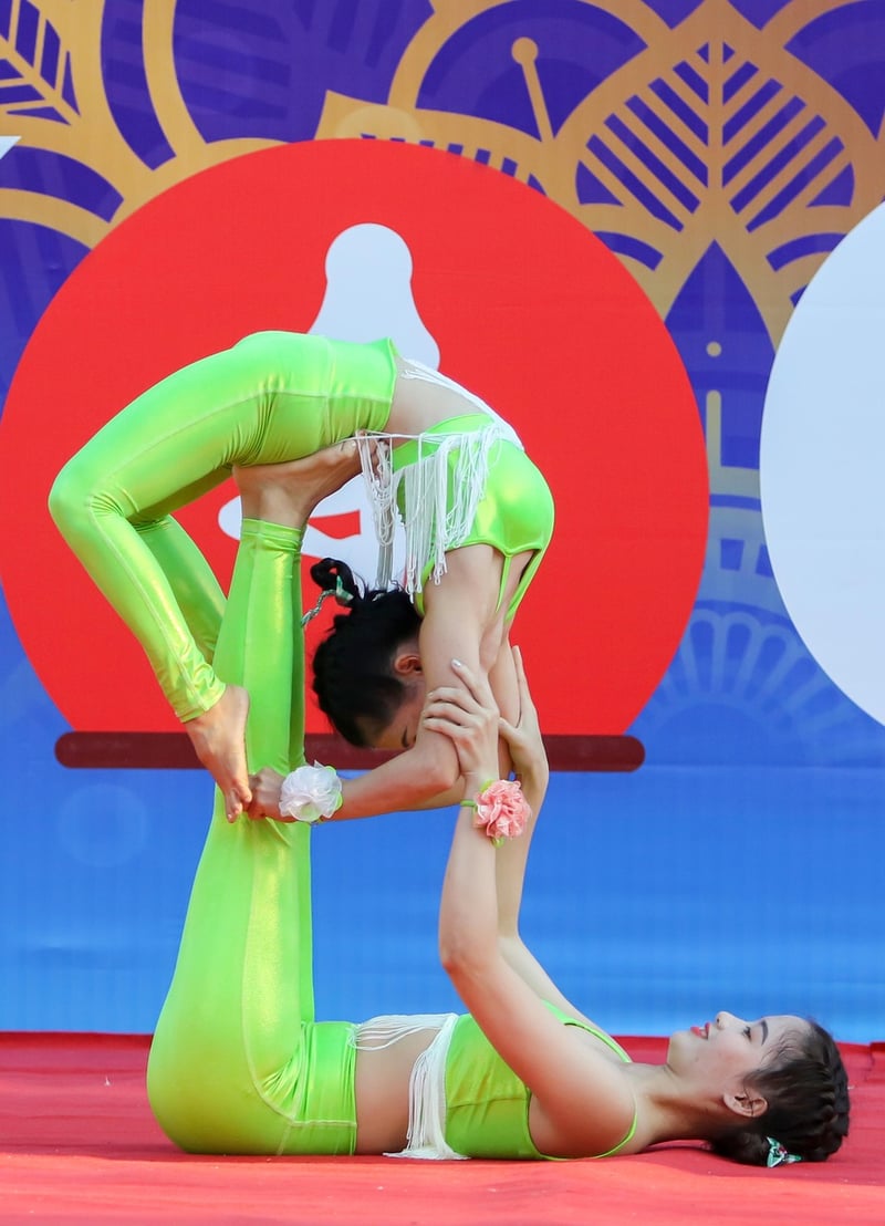 Acrobats